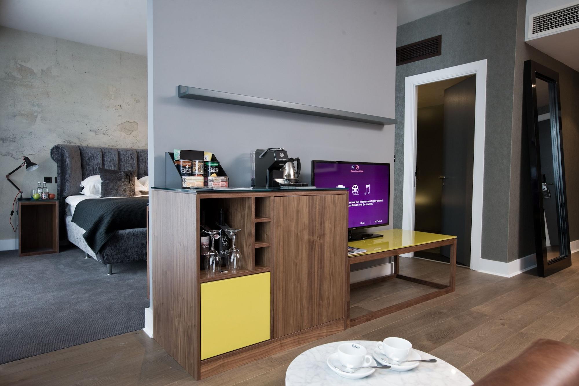มัลแมซง เบอร์มิงแฮม Hotel ภายนอก รูปภาพ
