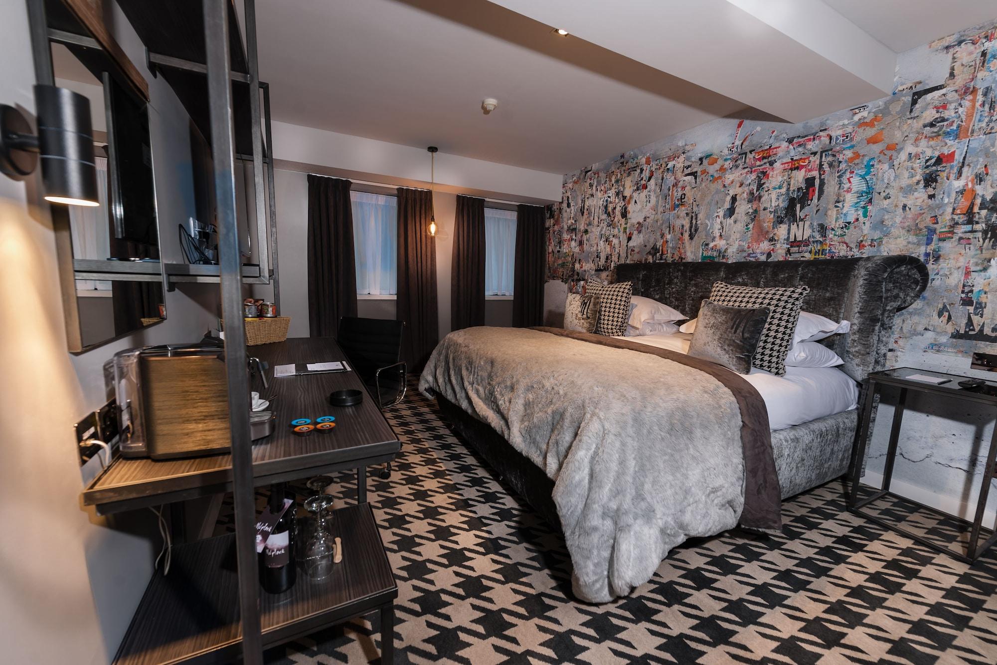 มัลแมซง เบอร์มิงแฮม Hotel ภายนอก รูปภาพ