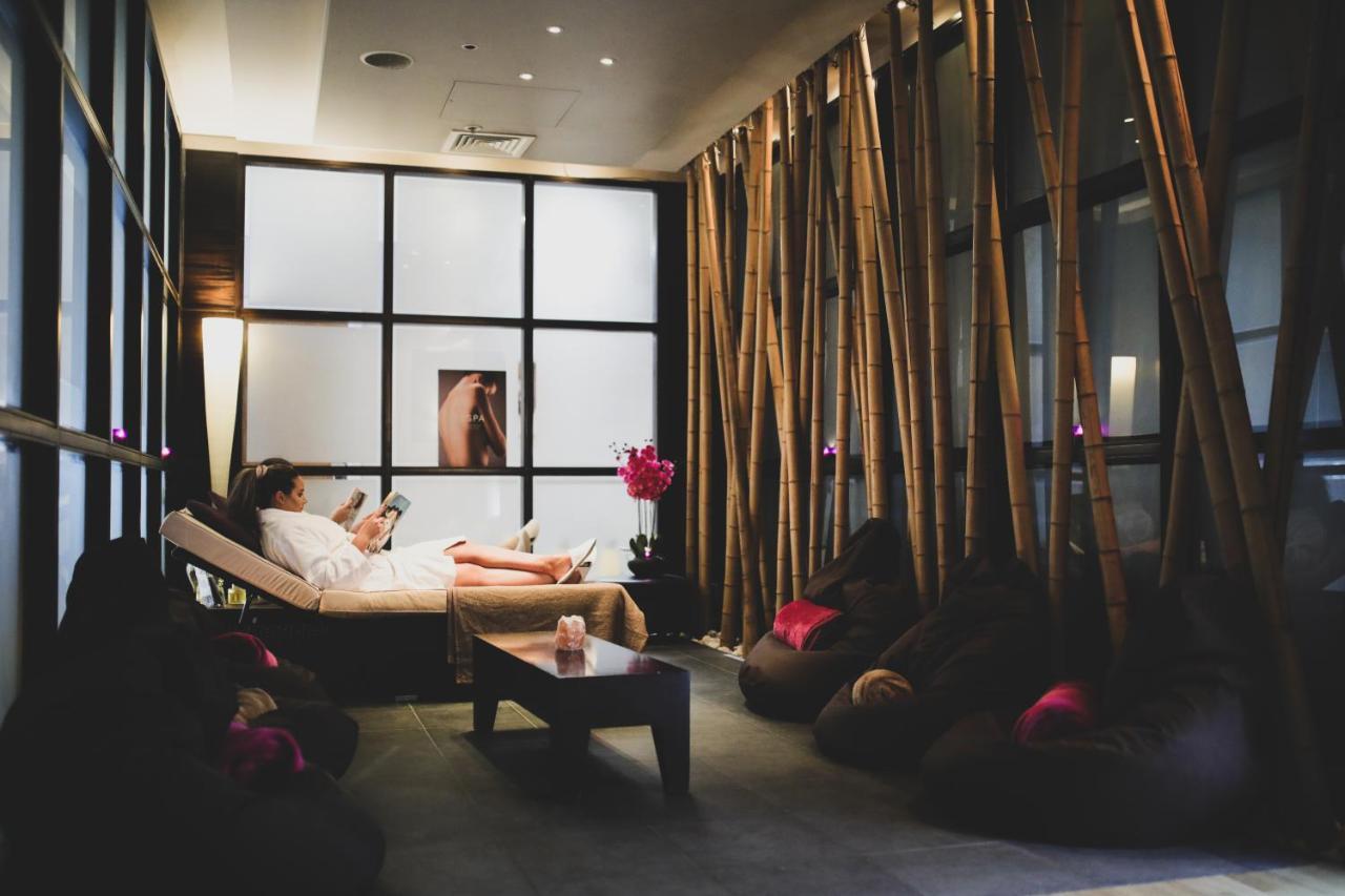 มัลแมซง เบอร์มิงแฮม Hotel ภายนอก รูปภาพ